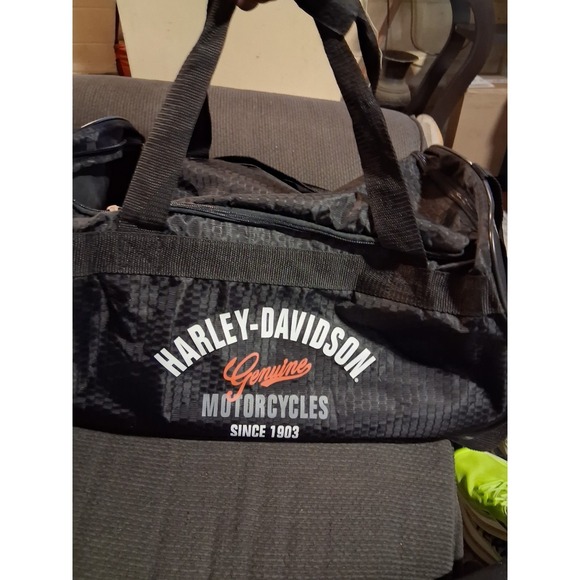 Harley-Davidson Other - Harley-Davidson Black 20" Duffle Bag Eagle Logo Soft Travel Gym Mens Gear